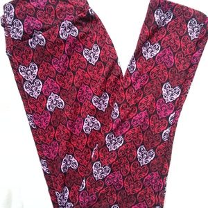 New LuLaRoe Leggings OS Black w Fancy hearts